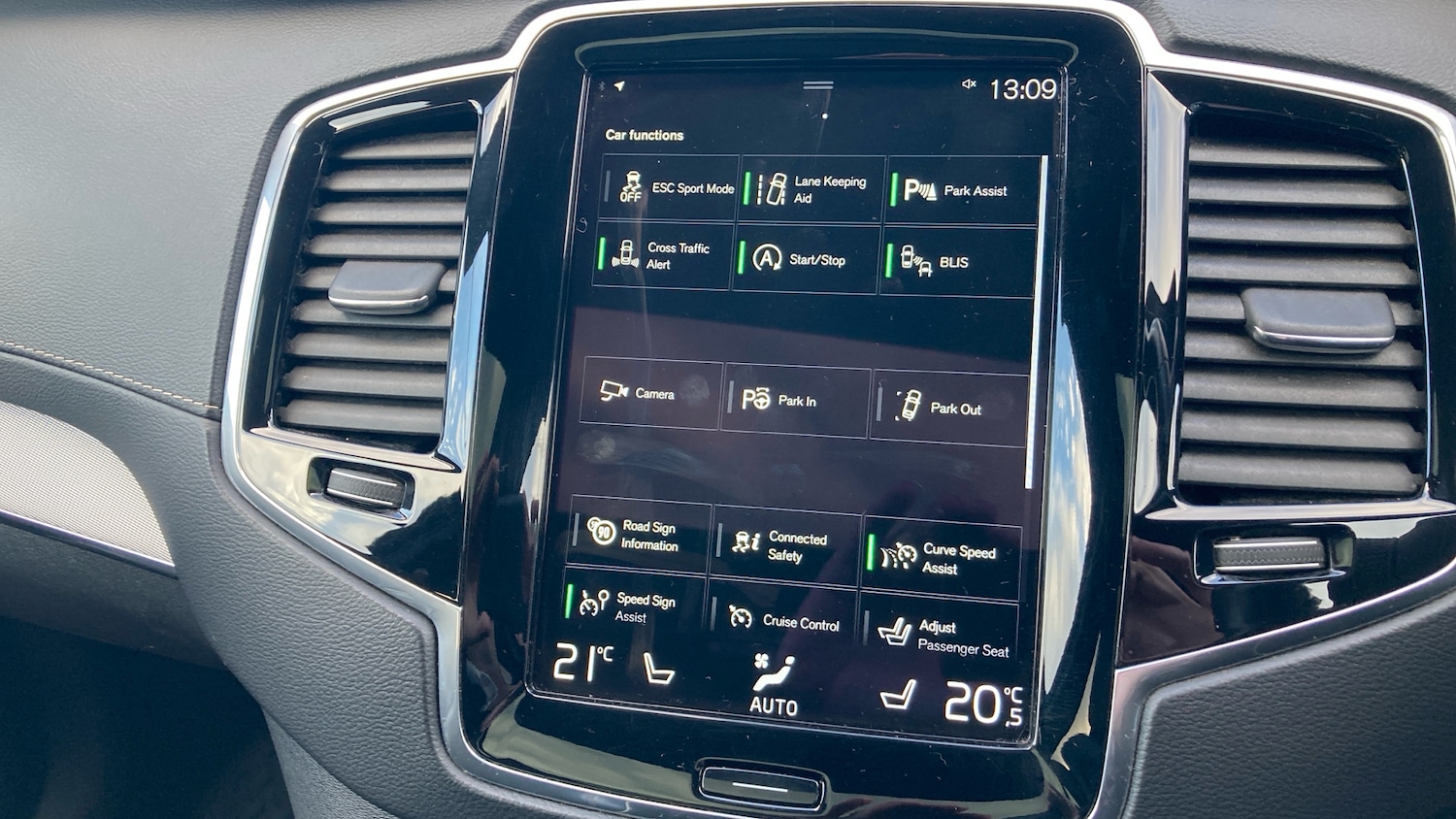 Used Volvo XC90 2020 for sale - 76792931: Photo 27