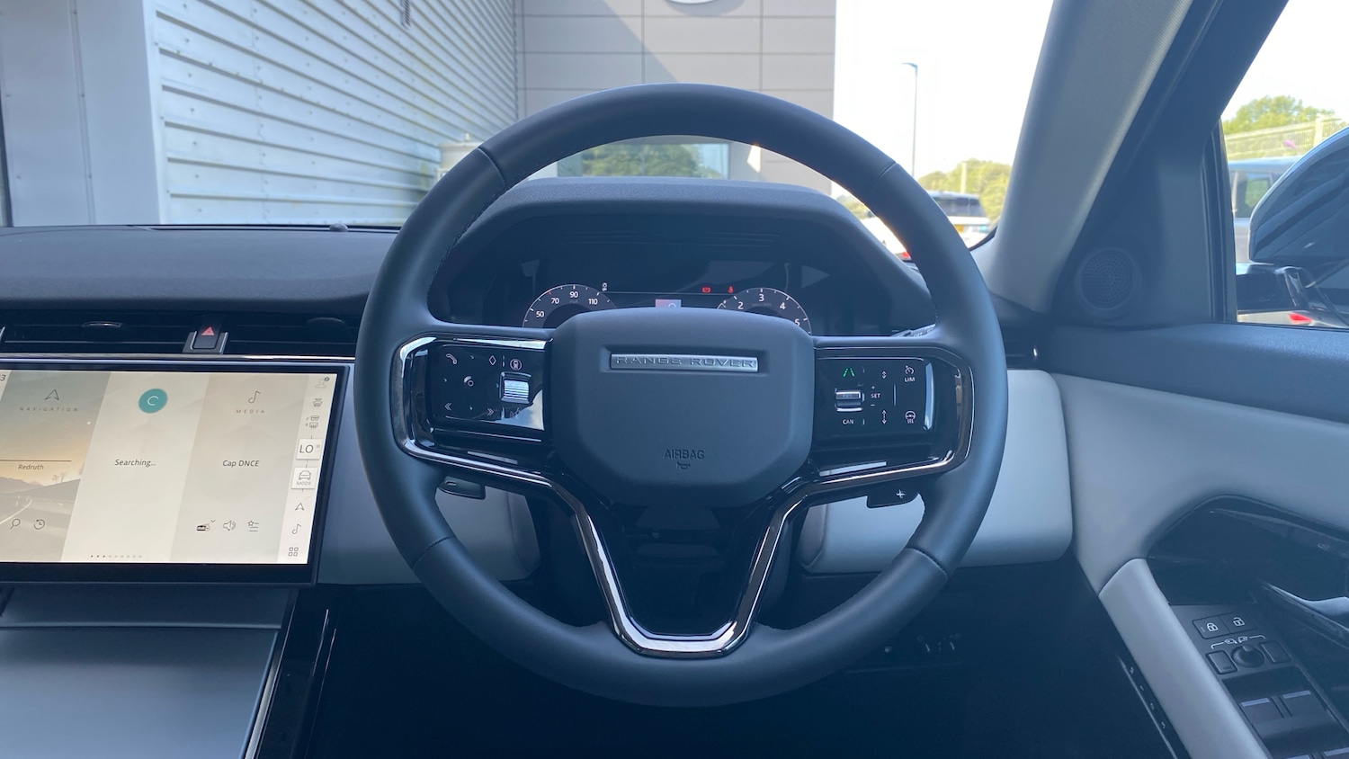 Used Land Rover Range Rover Evoque 2024 for sale - 76477150: Photo 15