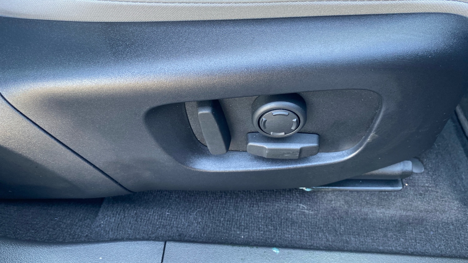 Used Land Rover Range Rover Evoque 2024 for sale - 76477150: Photo 38