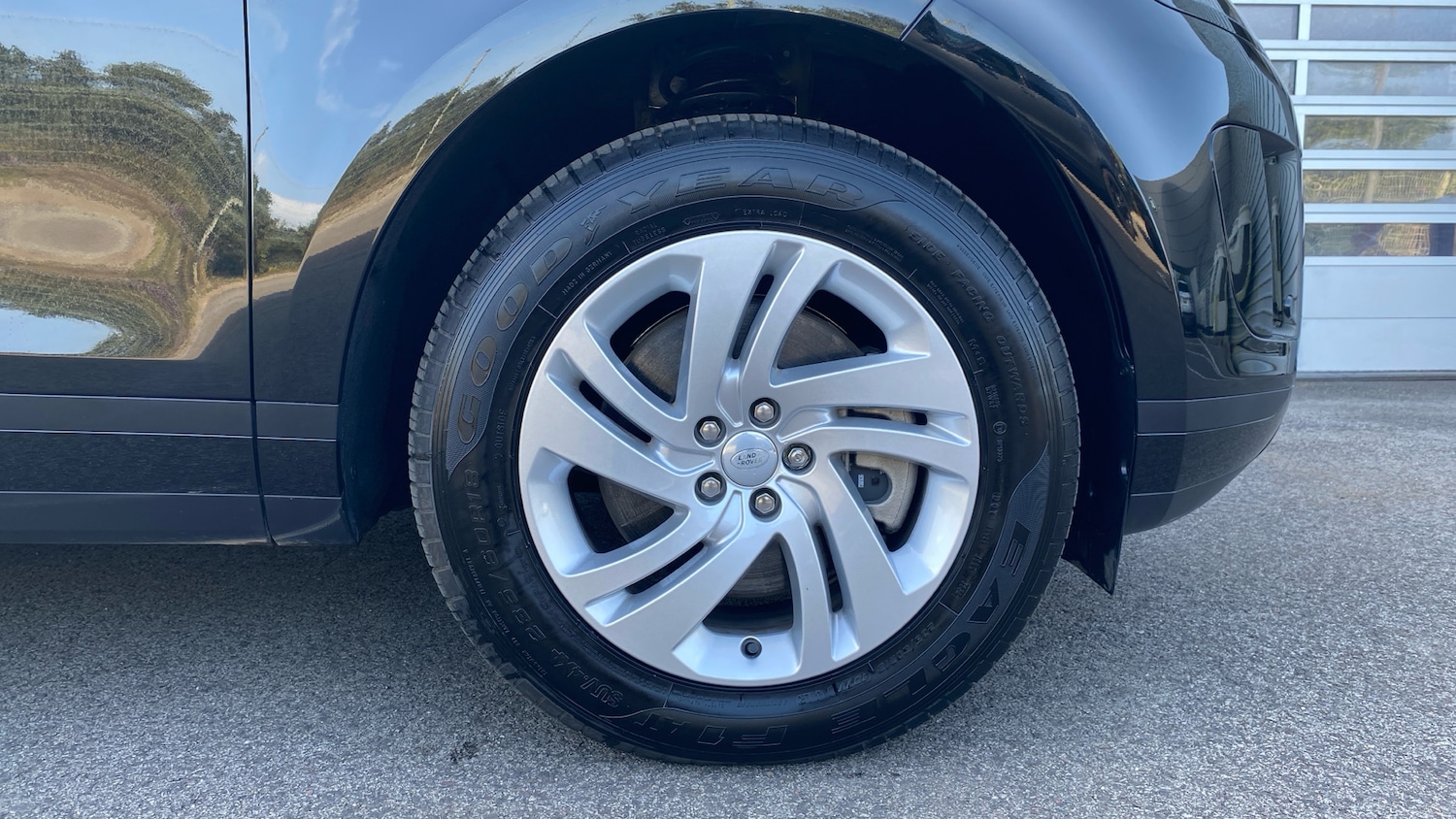 Used Land Rover Range Rover Evoque 2024 for sale - 76477150: Photo 8