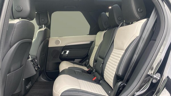 Used Land Rover Discovery 2023 for sale - 76144561: Photo 4
