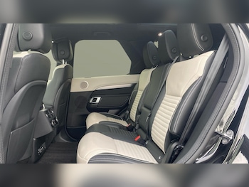 Used Land Rover Discovery 2023 for sale - 76144561: Photo 4