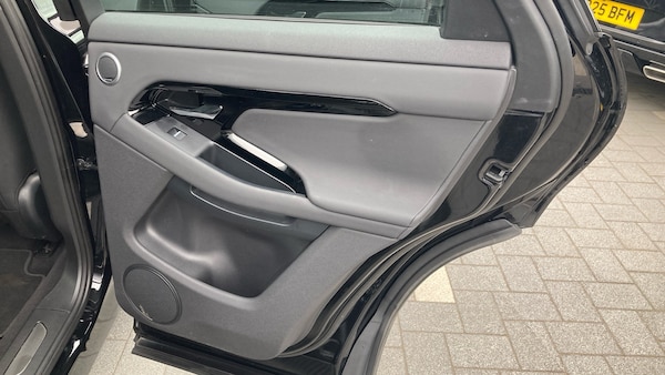 Used Land Rover Range Rover Evoque 2025 for sale - 75663202: Photo 22