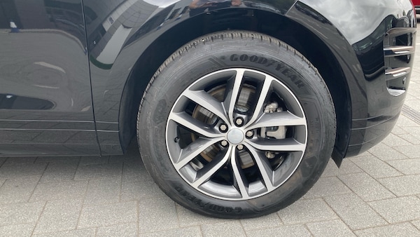 Used Land Rover Range Rover Evoque 2025 for sale - 75663202: Photo 8