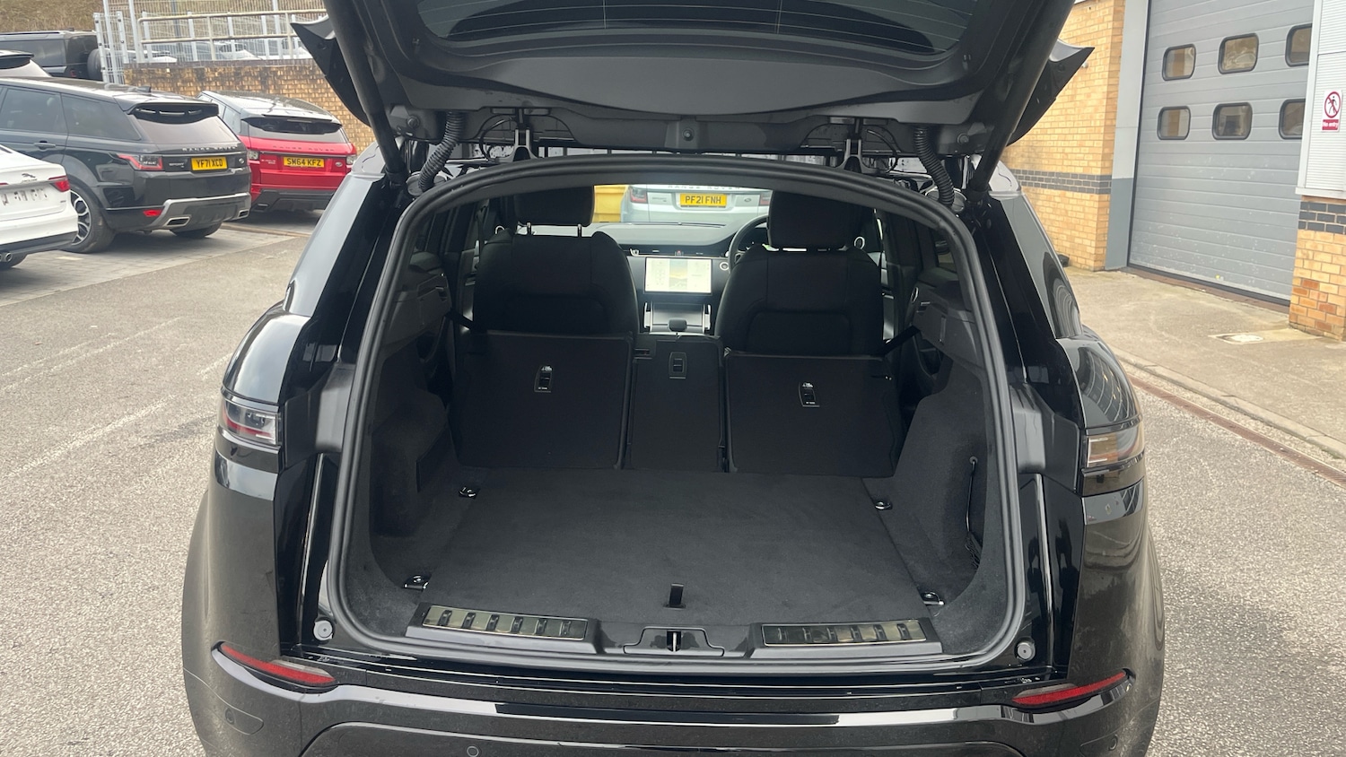 Used Land Rover Range Rover Evoque 2025 for sale - 78031425: Photo 10