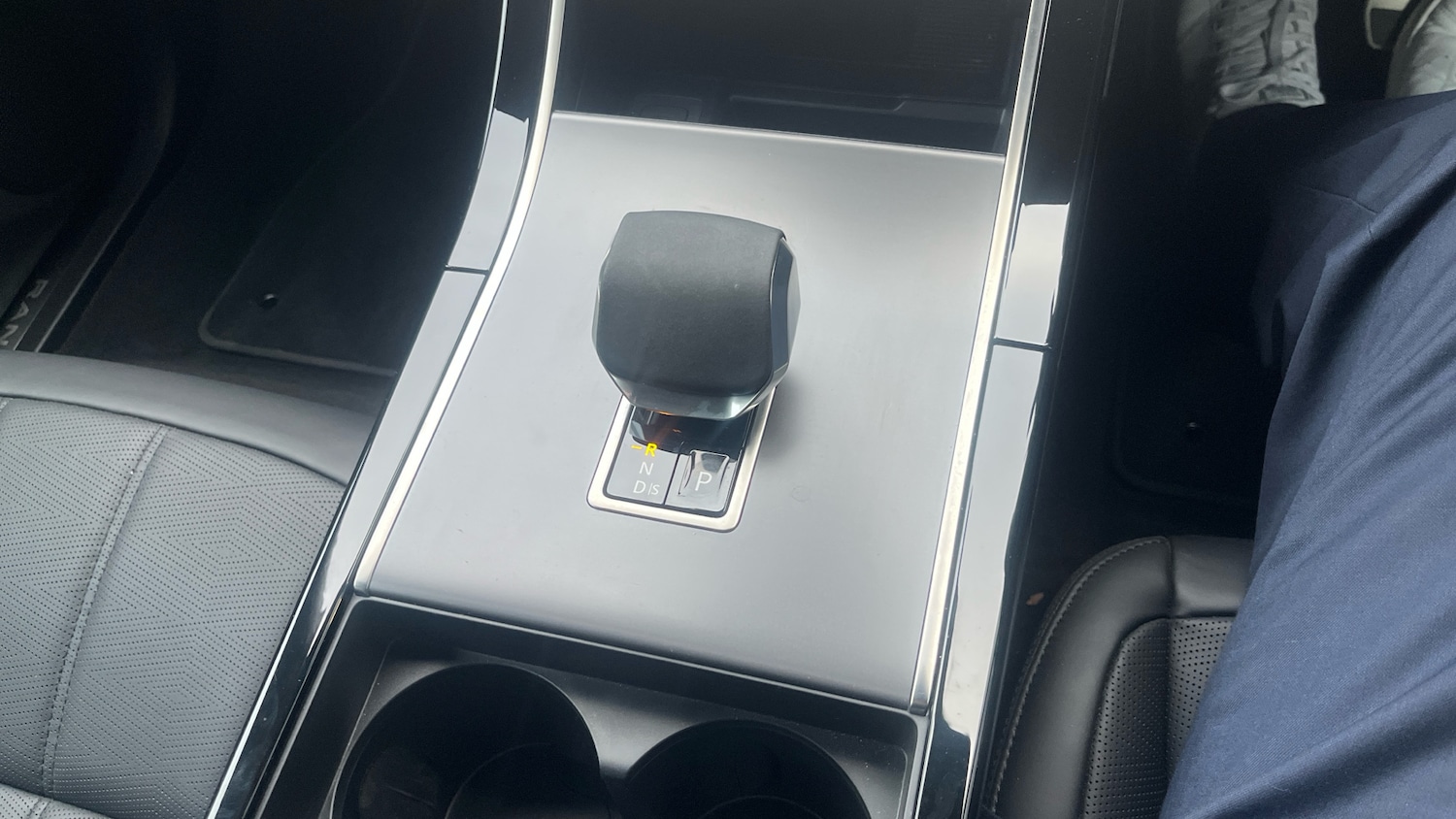 Used Land Rover Range Rover Evoque 2025 for sale - 78031425: Photo 13