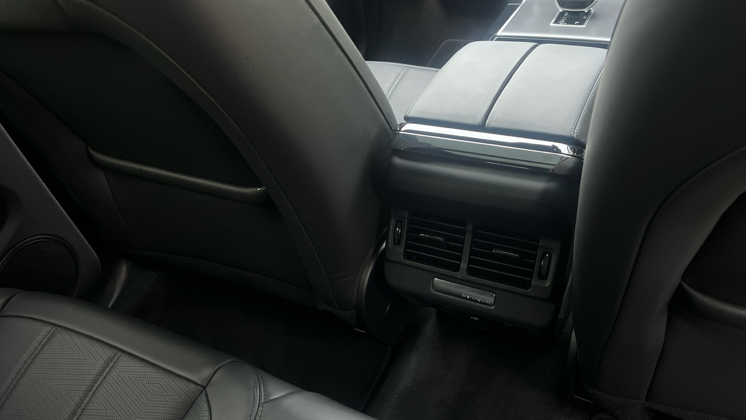 Used Land Rover Range Rover Evoque 2025 for sale - 78031425: Photo 18