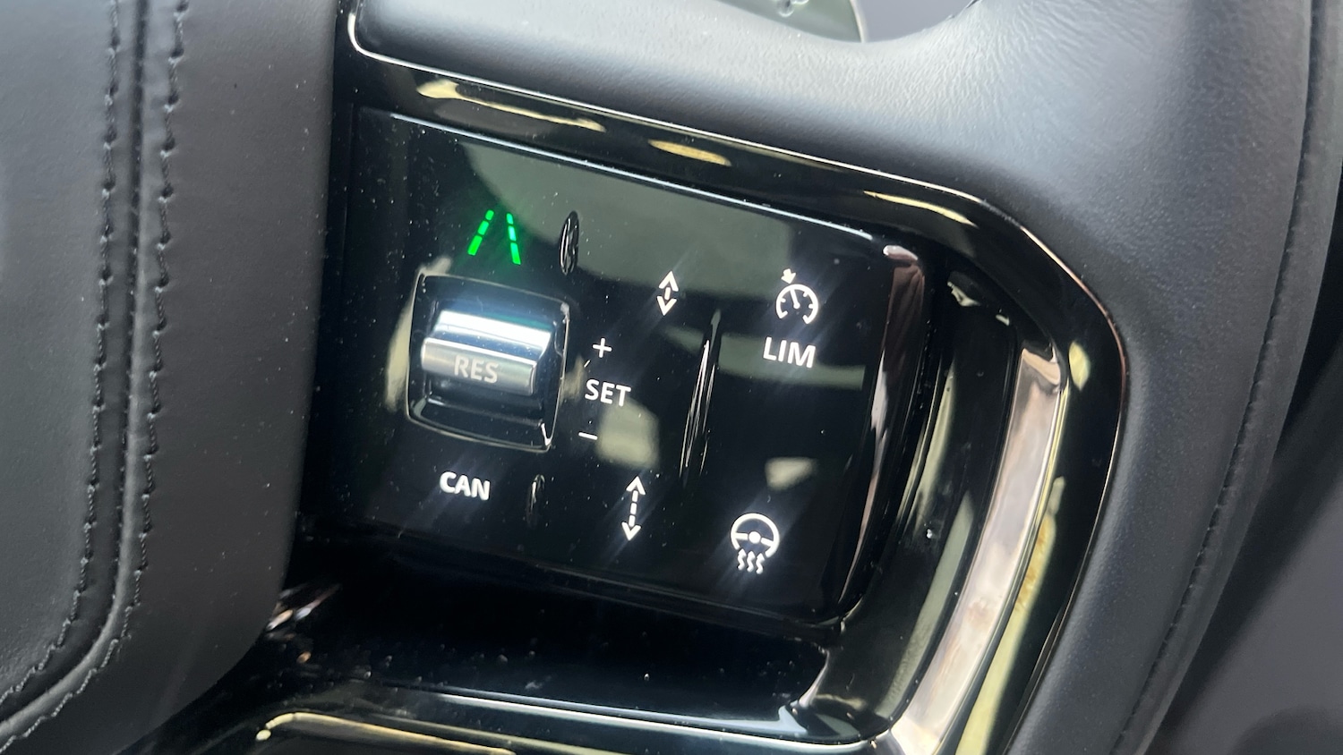 Used Land Rover Range Rover Evoque 2025 for sale - 78031425: Photo 23