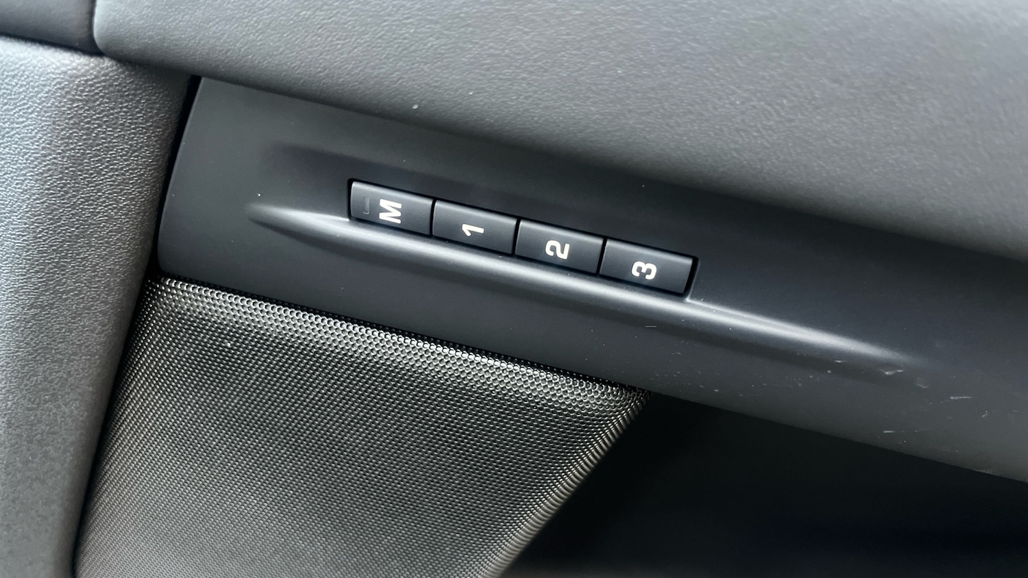 Used Land Rover Range Rover Evoque 2025 for sale - 78031425: Photo 29