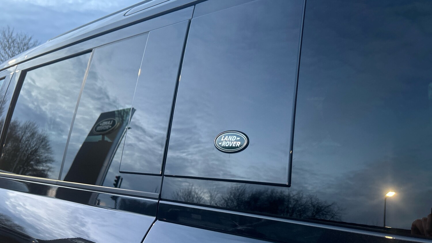 Used Land Rover Defender 2024 for sale - 77337479: Photo 28