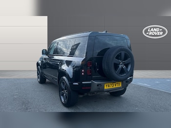 Used Land Rover Defender 2024 for sale - 77337479: Photo