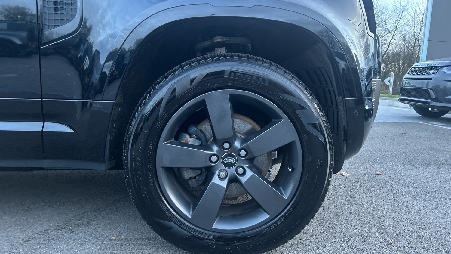 Used Land Rover Defender 2024 for sale - 77337479: Photo 8