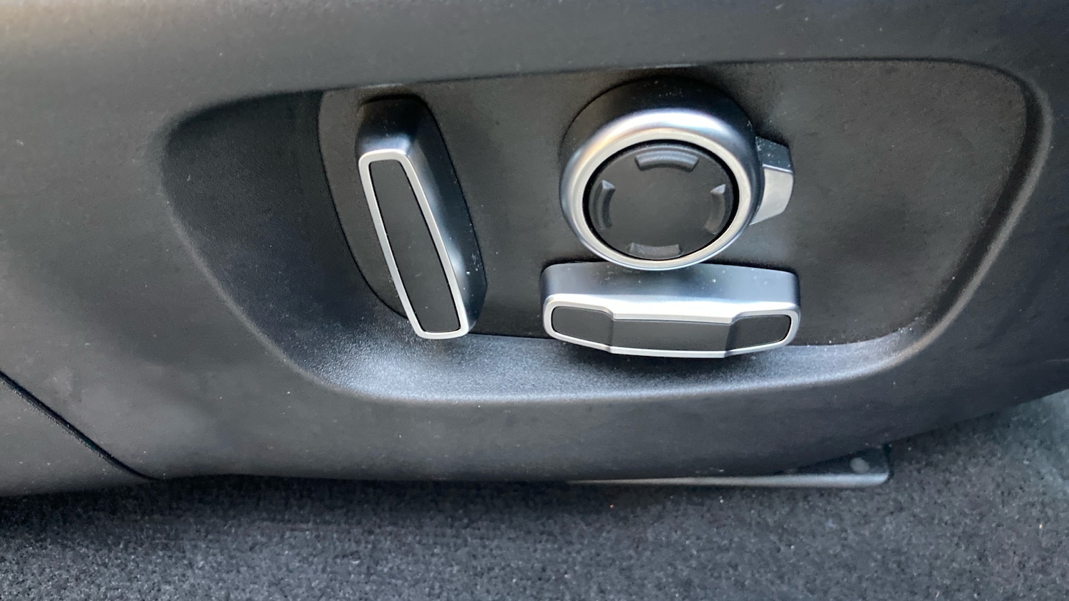 Used Land Rover Range Rover Evoque 2025 for sale - 76918811: Photo 26