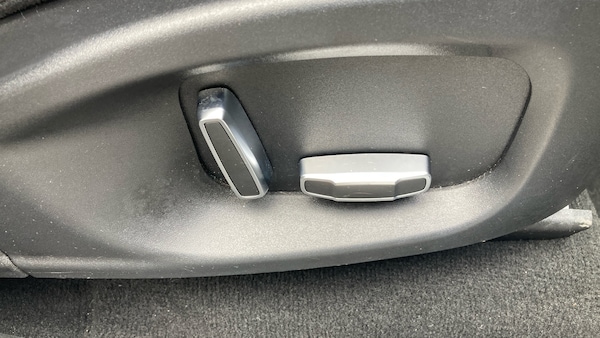 Used Jaguar F-Pace 2019 for sale - 76161836: Photo 22