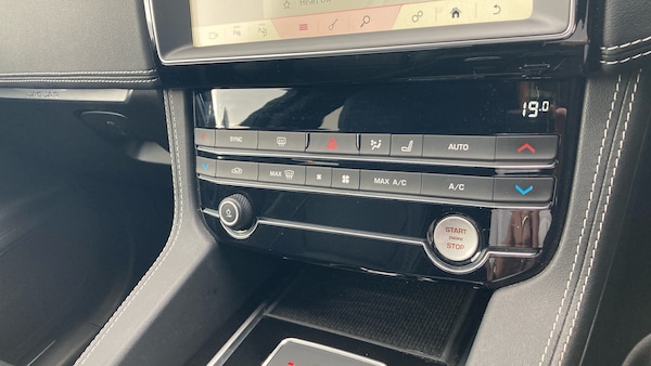 Used Jaguar F-Pace 2019 for sale - 76161836: Photo 29