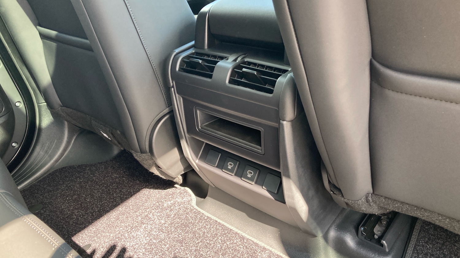 Used Land Rover Defender 2025 for sale - 77087273: Photo 18