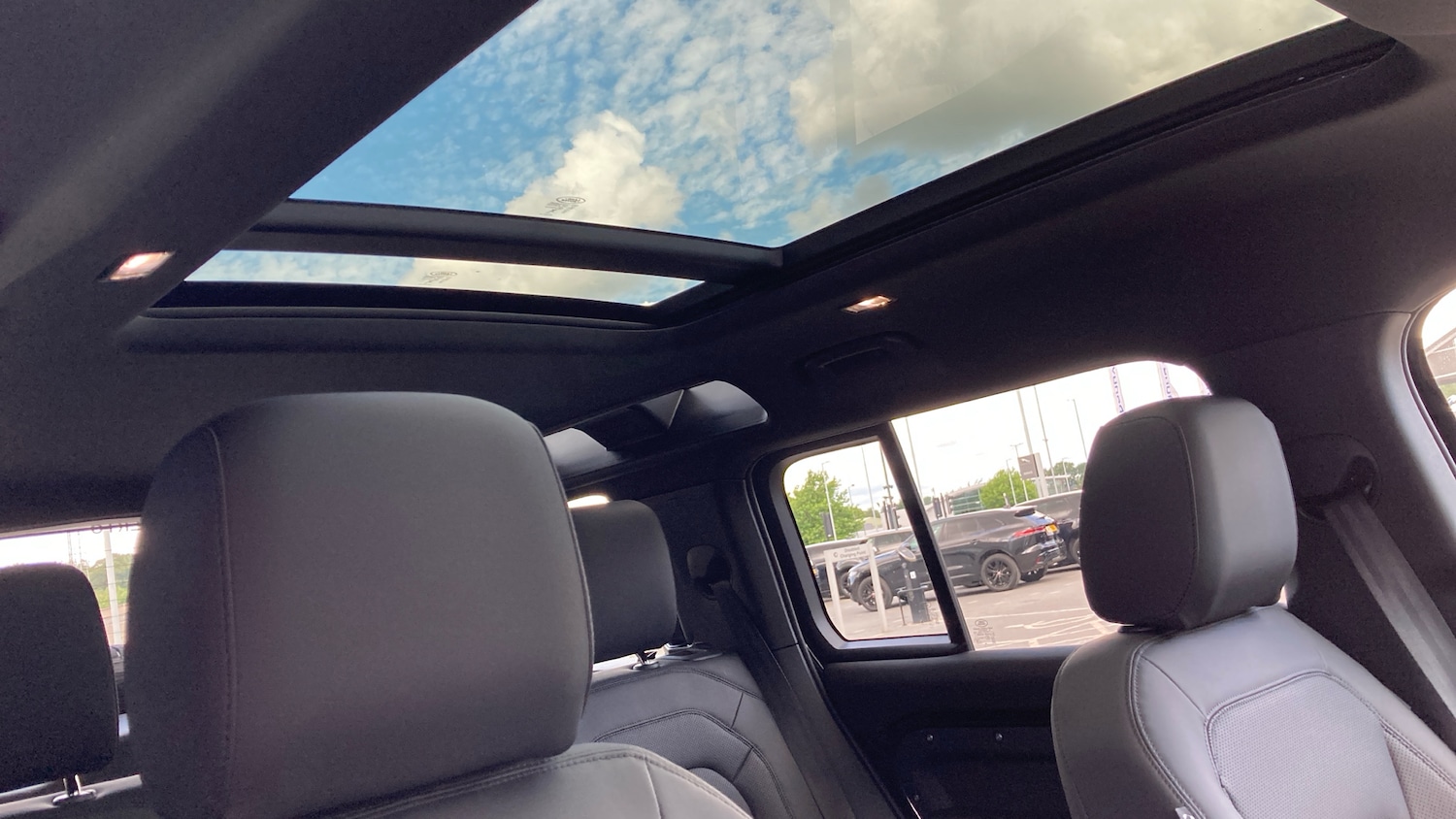 Used Land Rover Defender 2025 for sale - 77087273: Photo 21