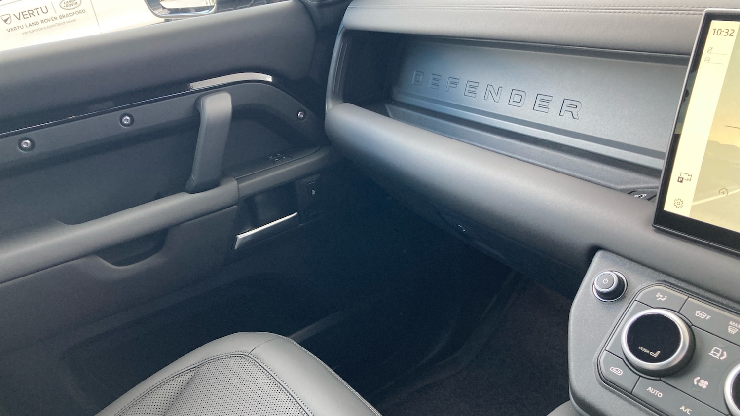 Used Land Rover Defender 2025 for sale - 77087273: Photo 23