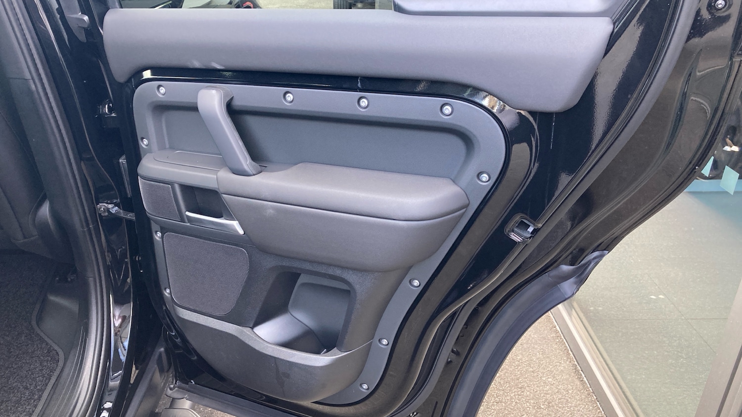 Used Land Rover Defender 2025 for sale - 77087273: Photo 26