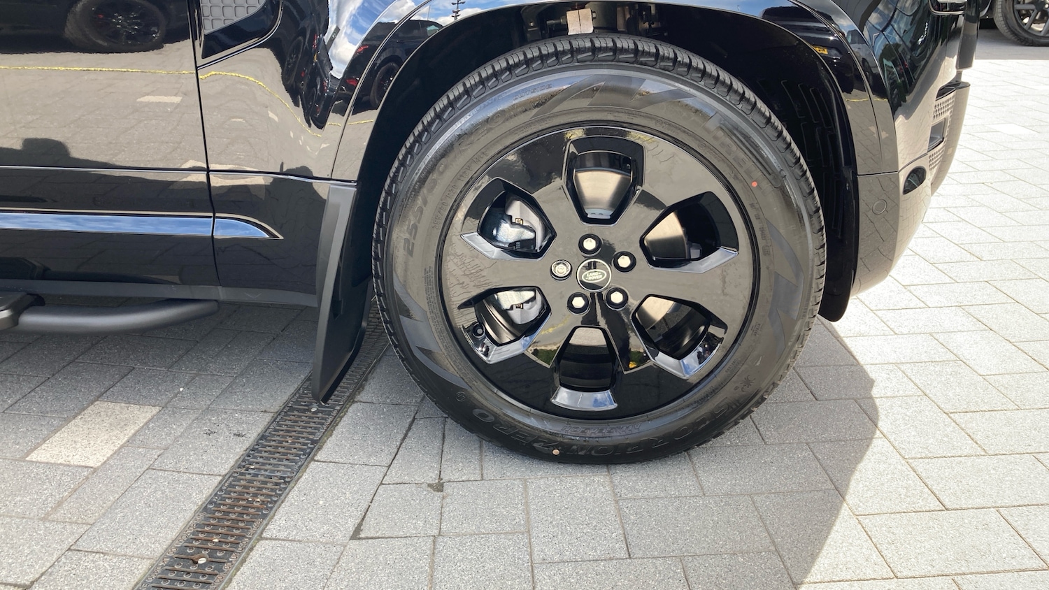 Used Land Rover Defender 2025 for sale - 77087273: Photo 8