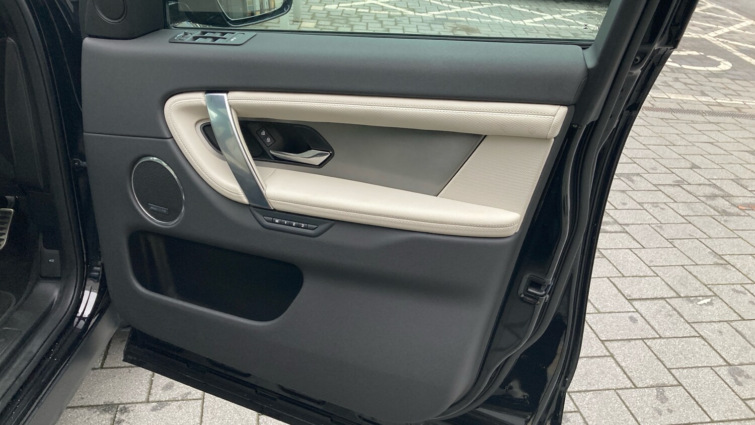 Used Land Rover Discovery Sport 2025 for sale - 76477178: Photo 23