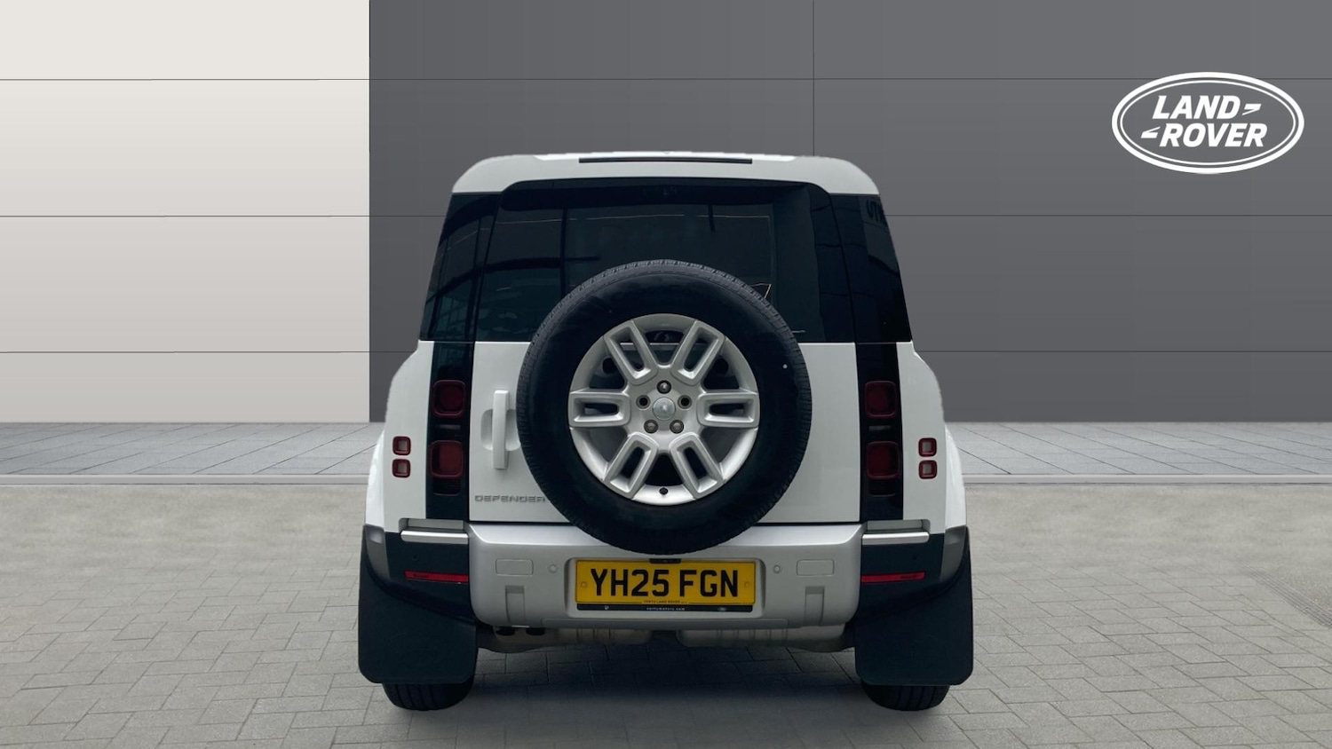 Used Land Rover Defender 2025 for sale - 77297054: Photo 5