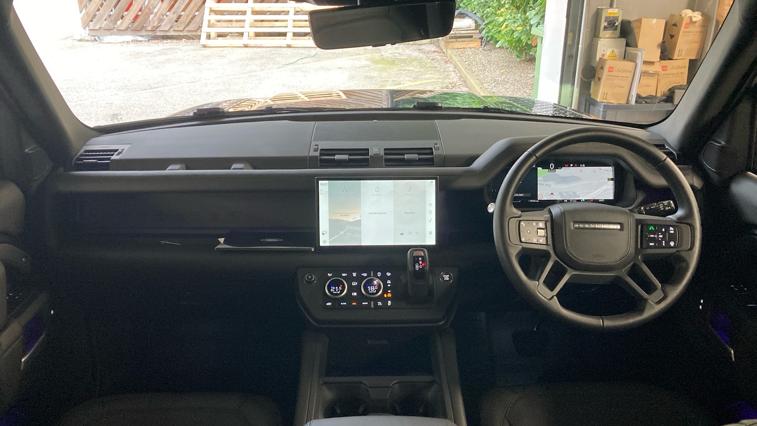 Used Land Rover Defender 2025 for sale - 77297054: Photo 8