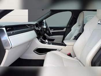 Used Jaguar F-Pace 2023 for sale - 79382407: Photo