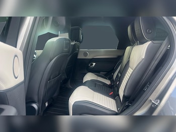 Used Land Rover Discovery 2021 for sale - 77834217: Photo