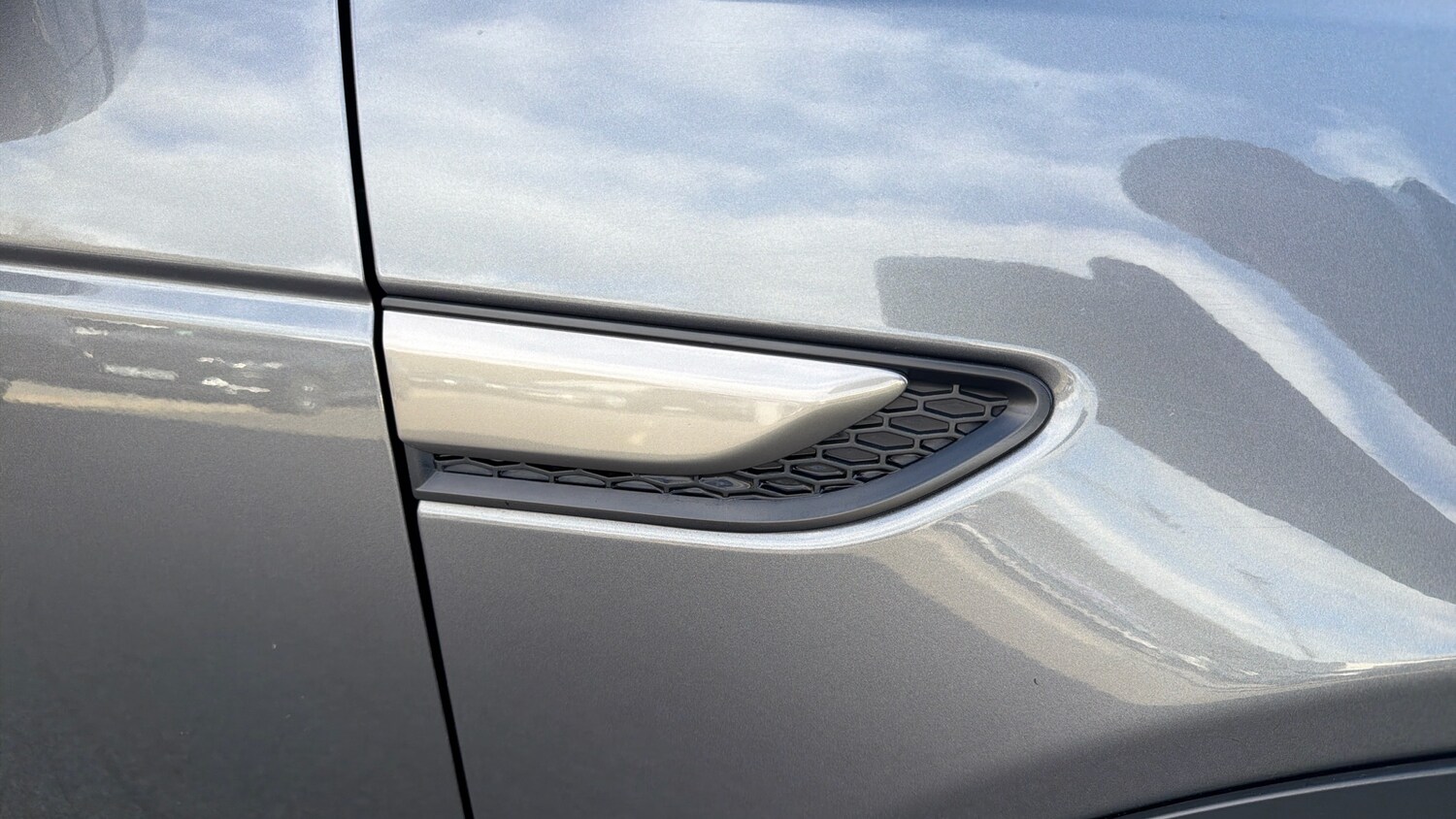 Used Land Rover Discovery Sport 2017 for sale - 78067344: Photo 24