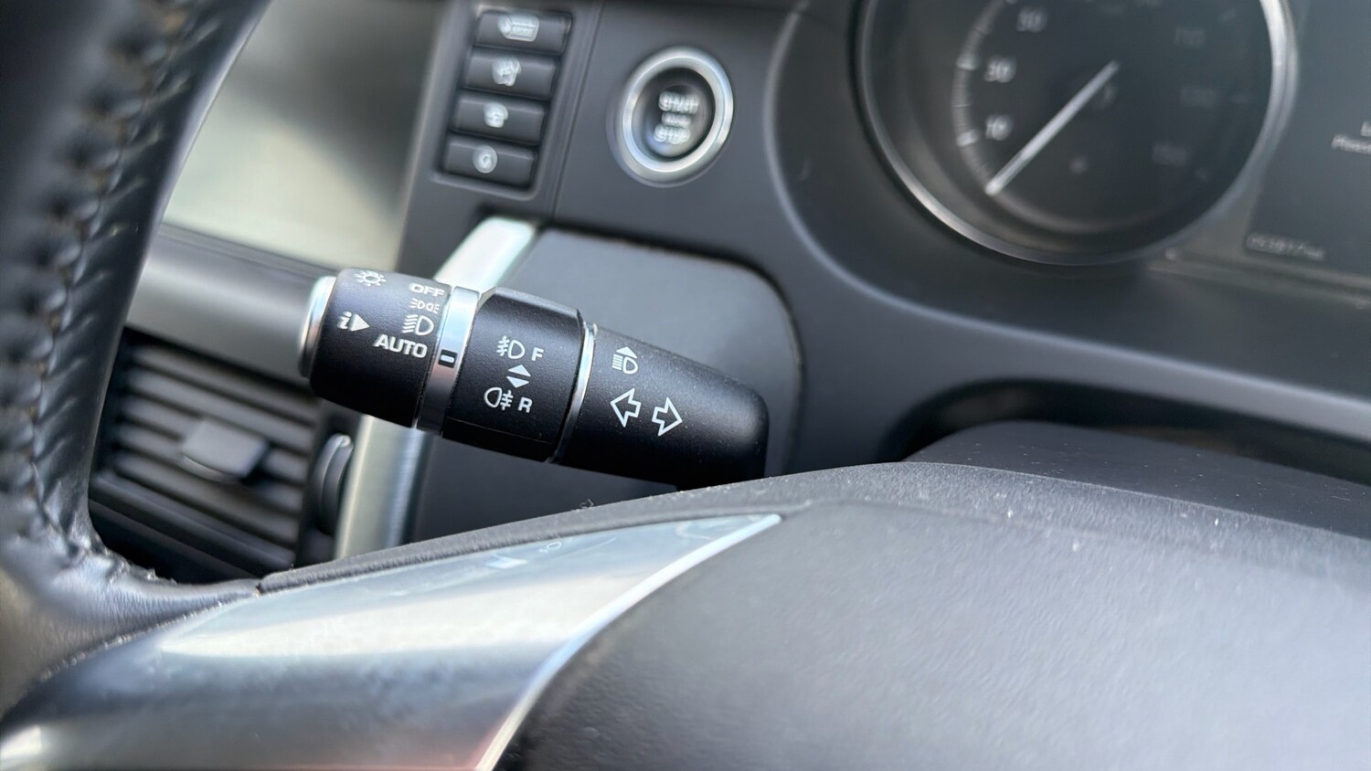 Used Land Rover Discovery Sport 2017 for sale - 78067344: Photo 31