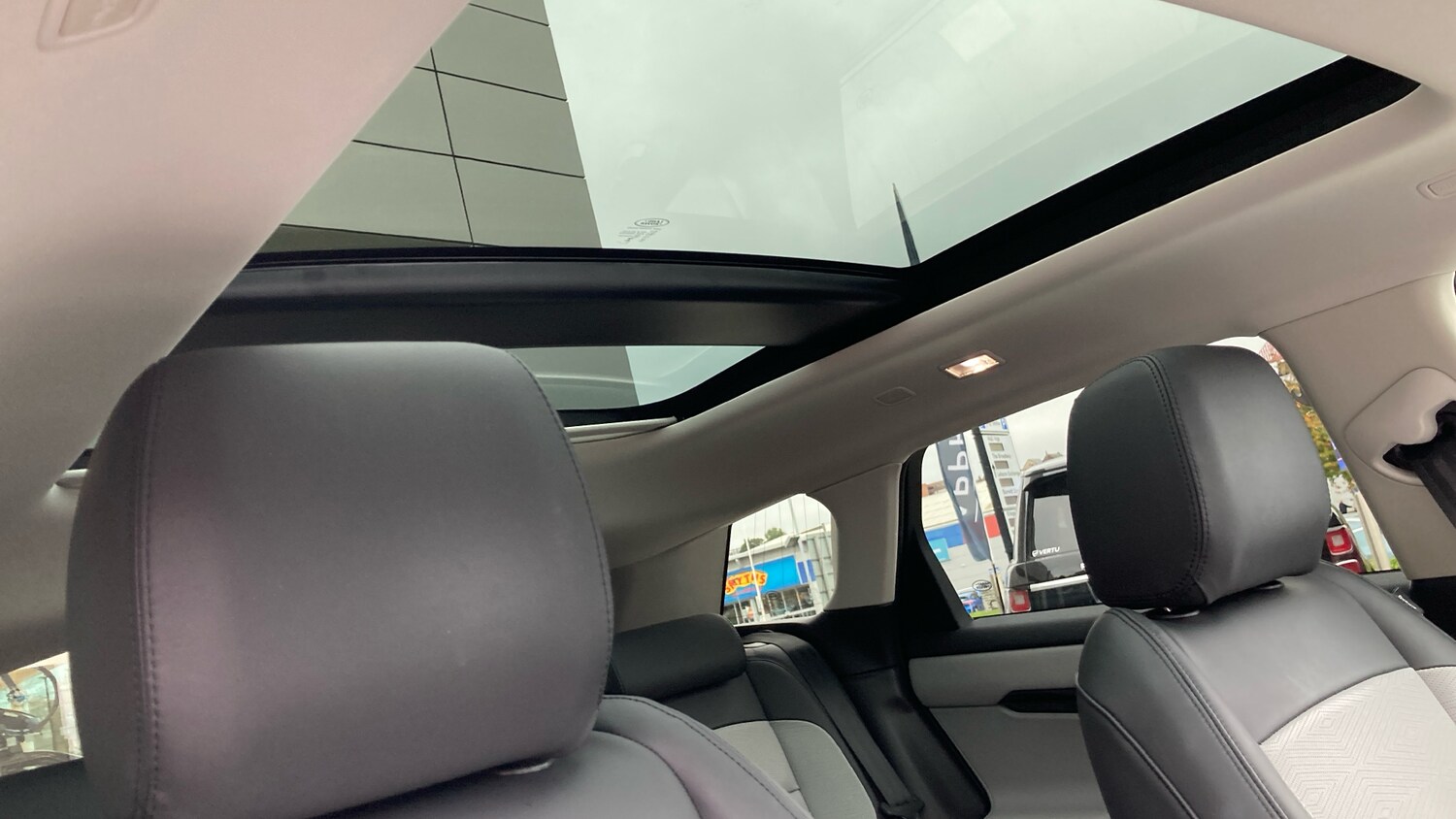 Used Land Rover Range Rover Evoque 2025 for sale - 76231604: Photo 21