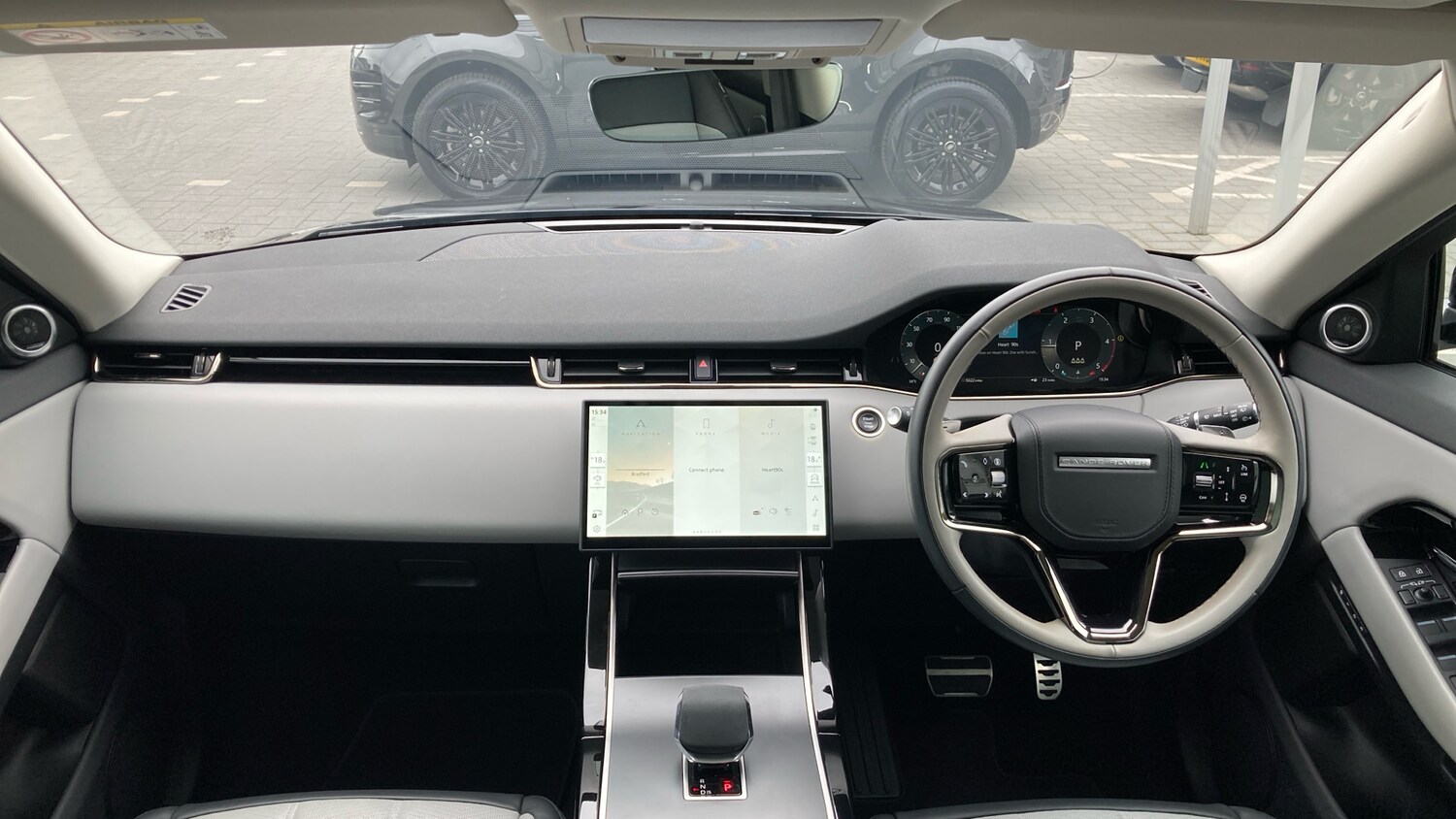 Used Land Rover Range Rover Evoque 2025 for sale - 76231604: Photo 9