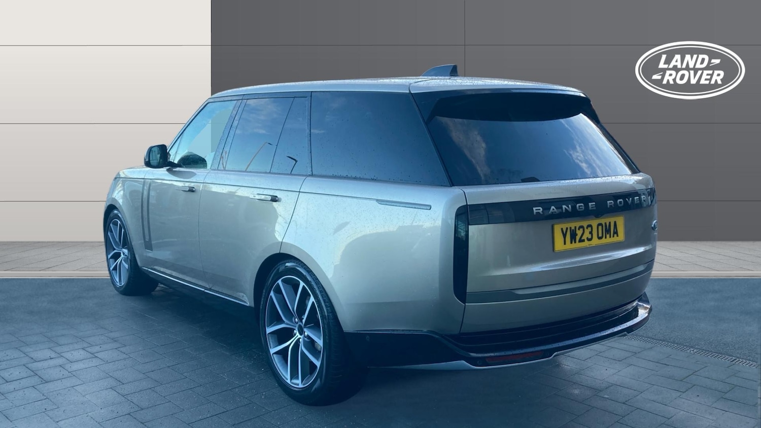 Used Land Rover Range Rover 2023 for sale - 77730726: Photo 2