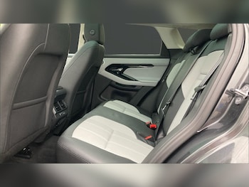 Used Land Rover Range Rover Evoque 2024 for sale - 76218687: Photo
