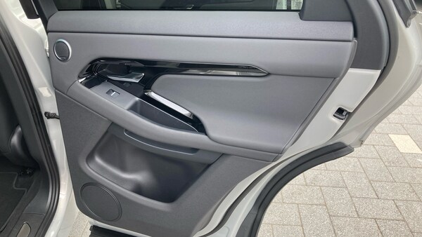 Used Land Rover Range Rover Evoque 2025 for sale - 75618836: Photo 23