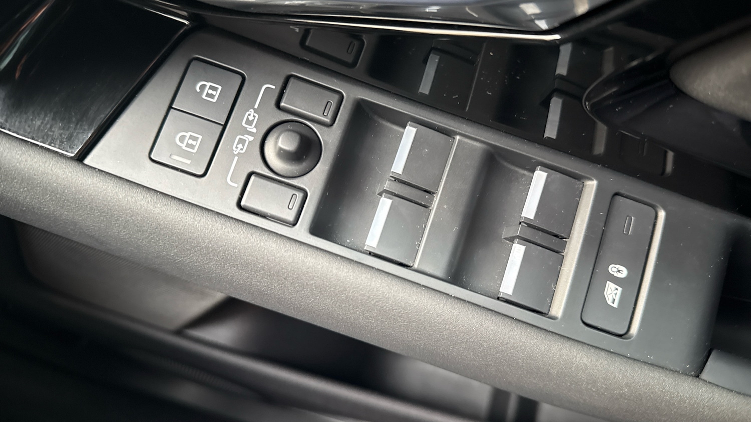 Used Land Rover Range Rover Evoque 2023 for sale - 76603247: Photo 24