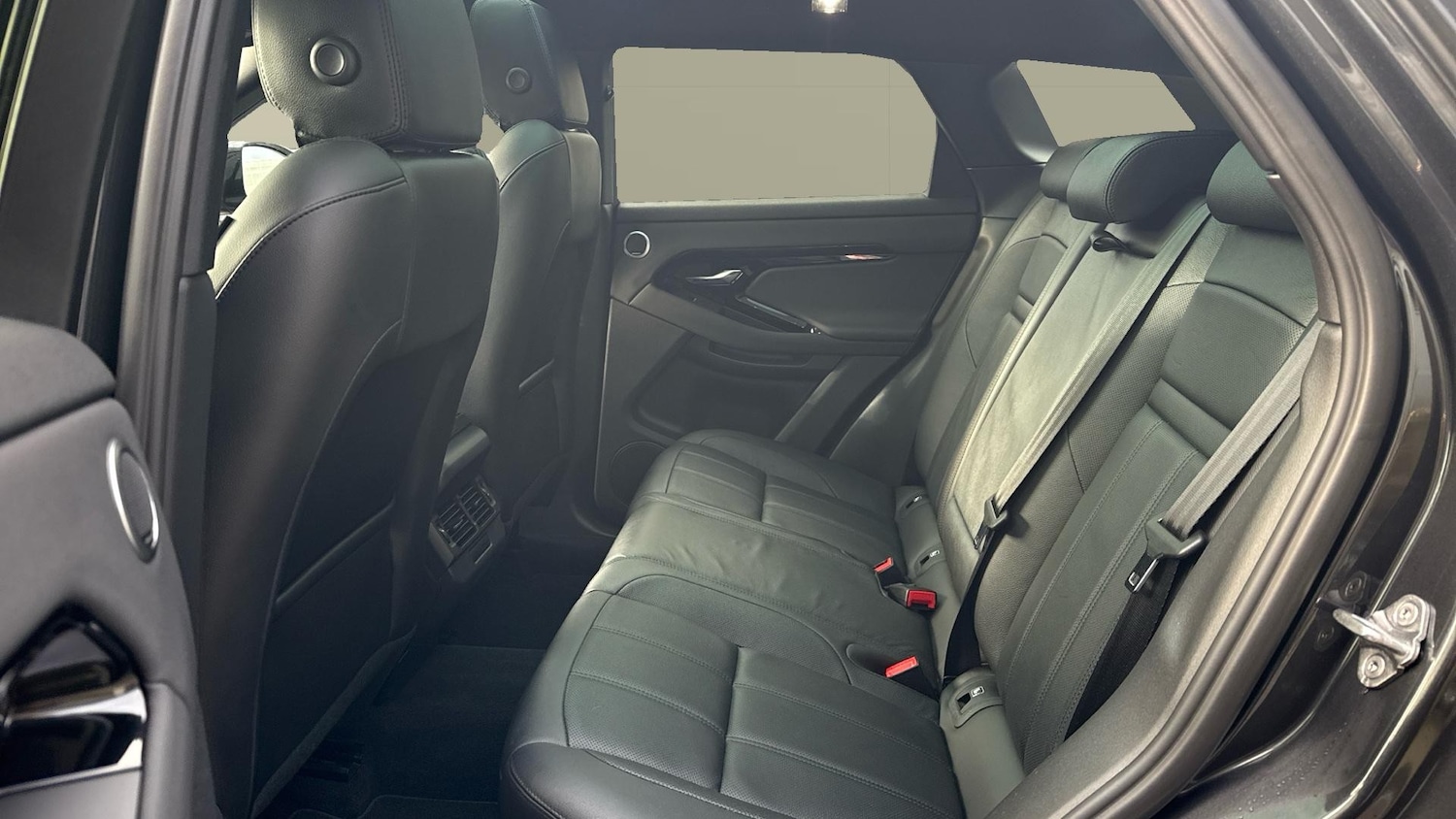 Used Land Rover Range Rover Evoque 2023 for sale - 76603247: Photo 4