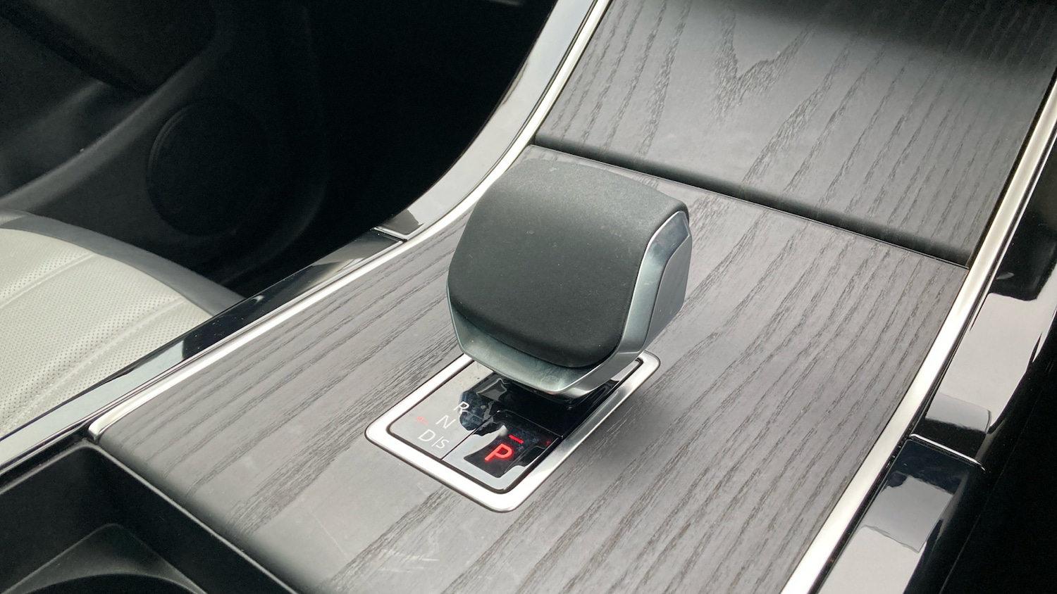 Used Land Rover Range Rover Evoque 2024 for sale - 77033307: Photo 13