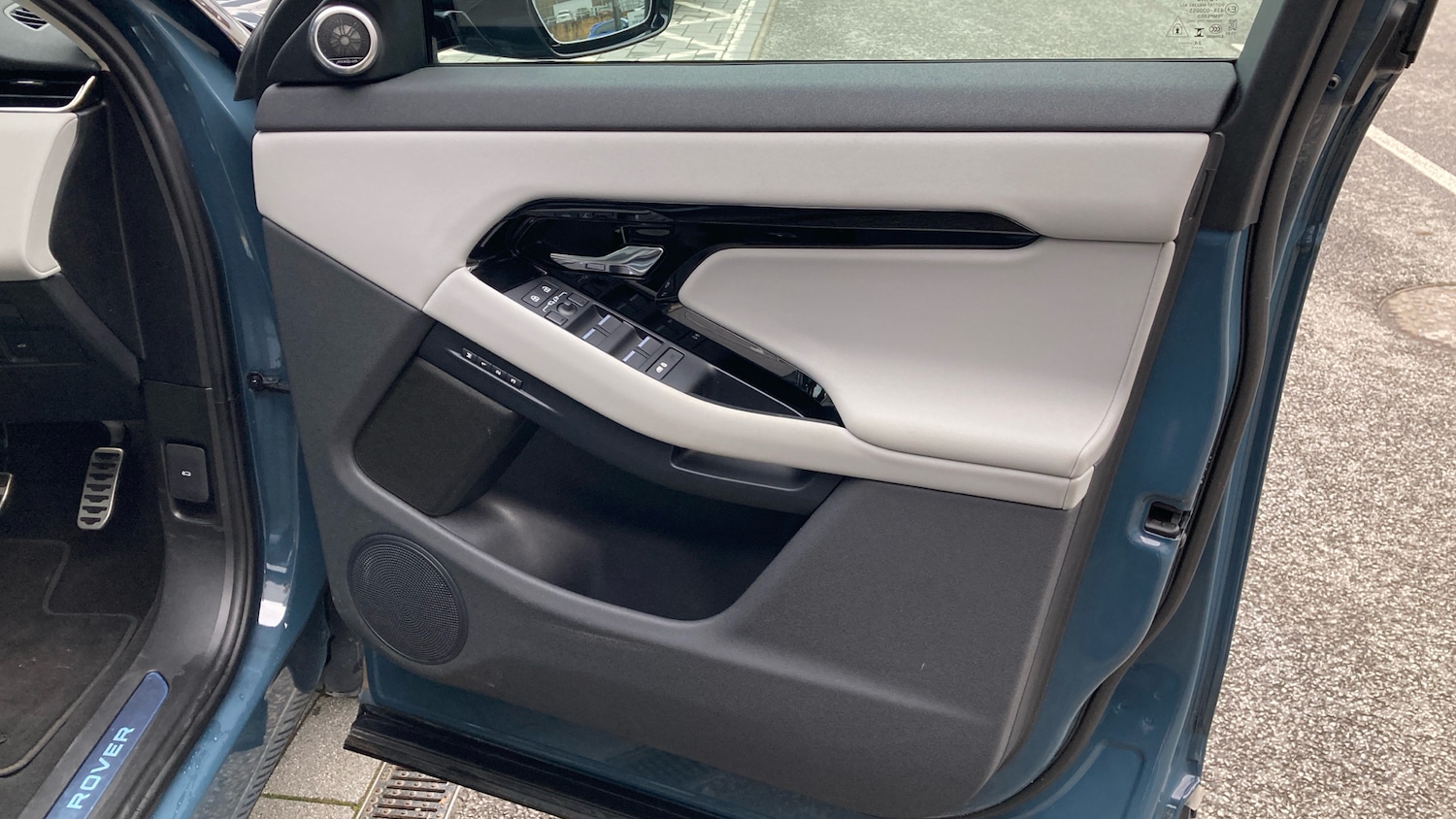 Used Land Rover Range Rover Evoque 2024 for sale - 77033307: Photo 24