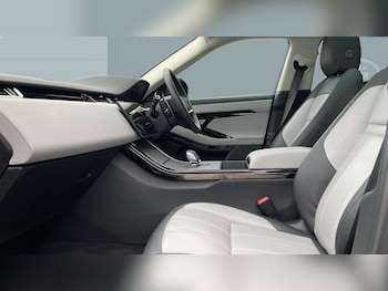 Used Land Rover Range Rover Evoque 2024 for sale - 77033307: Photo