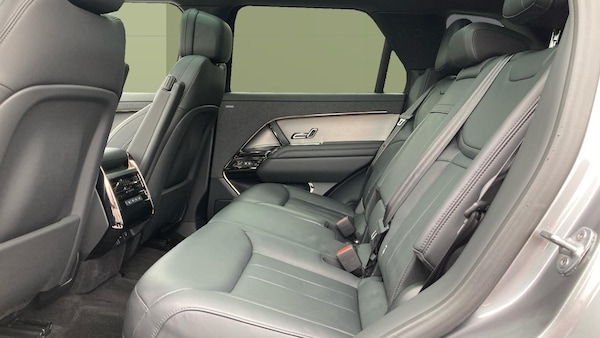 Used Land Rover Range Rover Sport 2023 for sale - 76184228: Photo 4