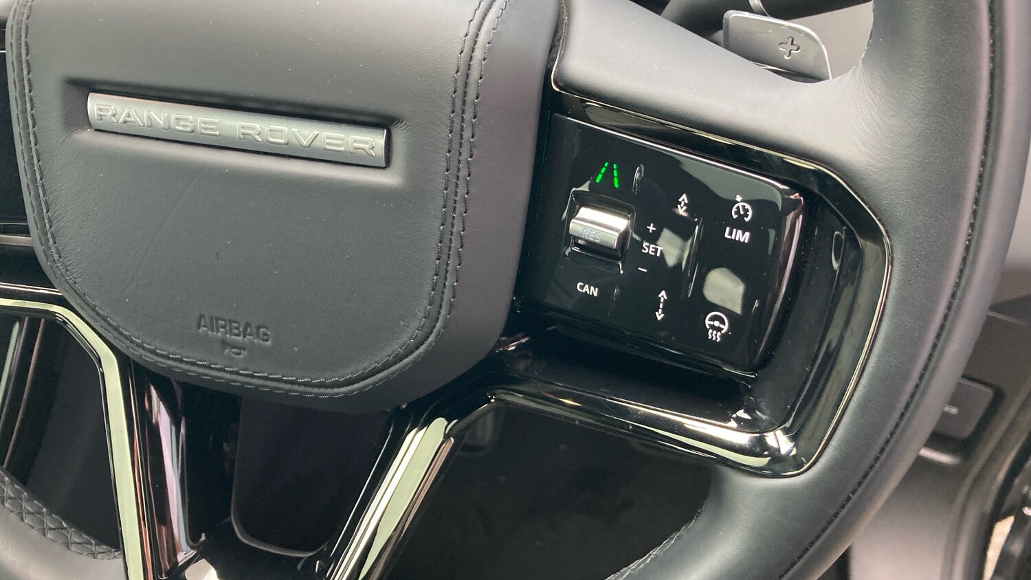 Used Land Rover Range Rover Evoque 2025 for sale - 76218686: Photo 28