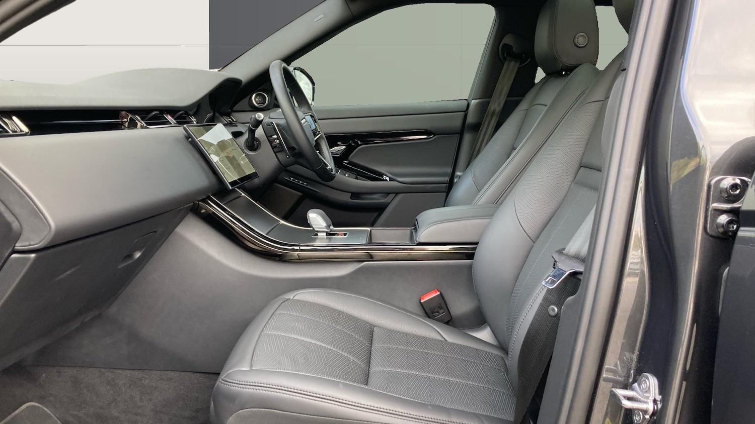 Used Land Rover Range Rover Evoque 2025 for sale - 76218686: Photo 3