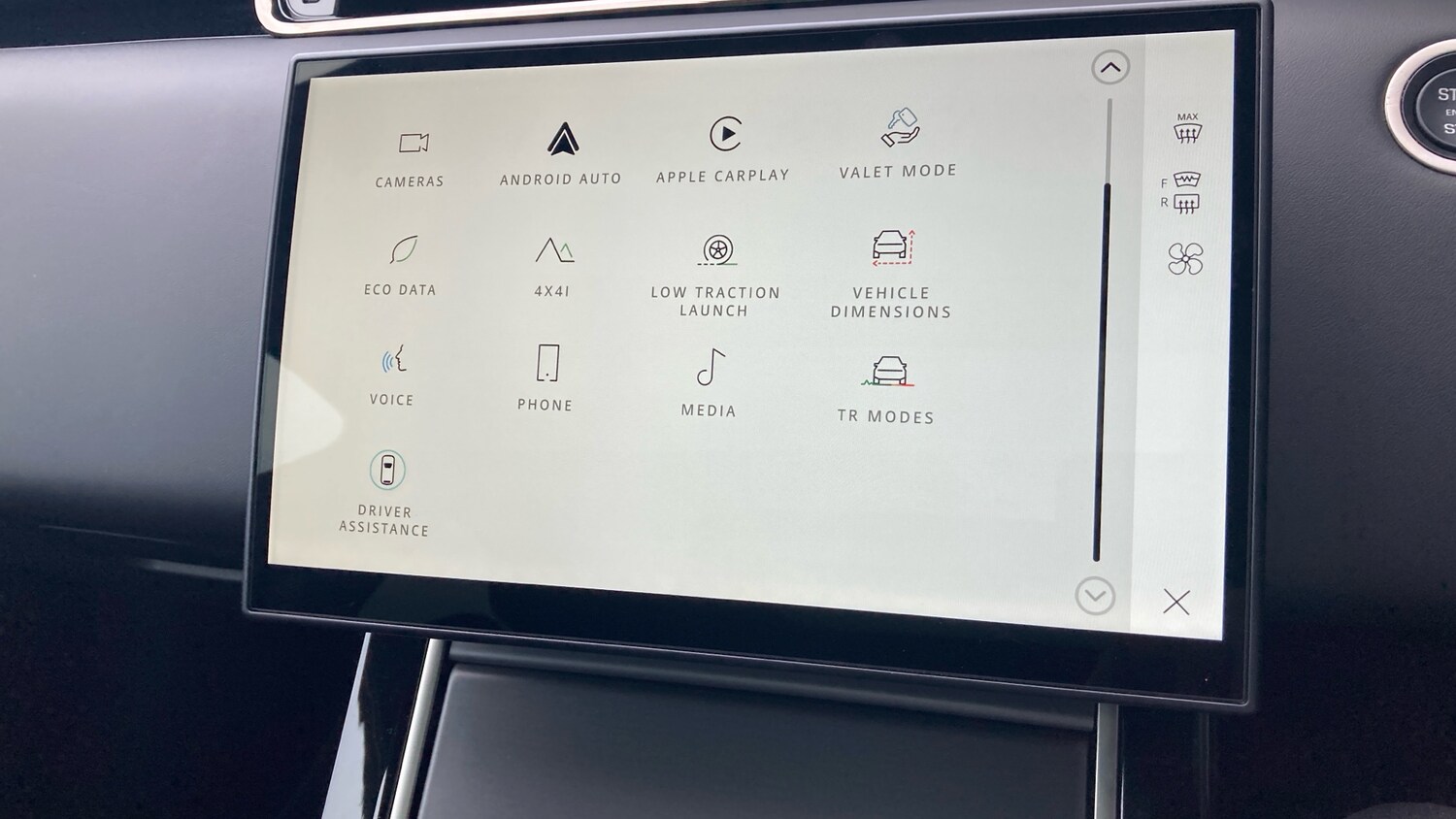 Used Land Rover Range Rover Evoque 2025 for sale - 76218686: Photo 30