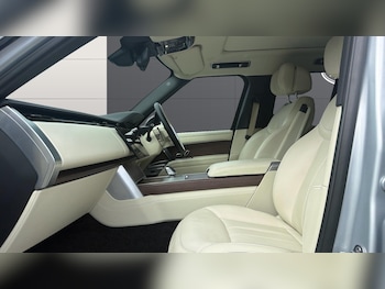 Used Land Rover Range Rover 2024 for sale - 78918070: Photo