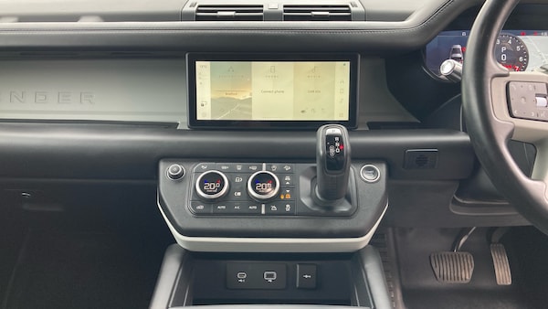 Used Land Rover Defender 2021 for sale - 76192988: Photo 14