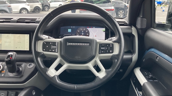 Used Land Rover Defender 2021 for sale - 76192988: Photo 15