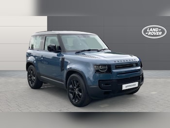 Land Rover - Defender