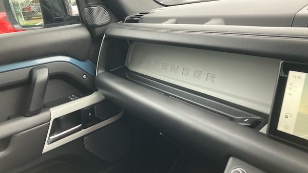 Used Land Rover Defender 2021 for sale - 76192988: Photo 23